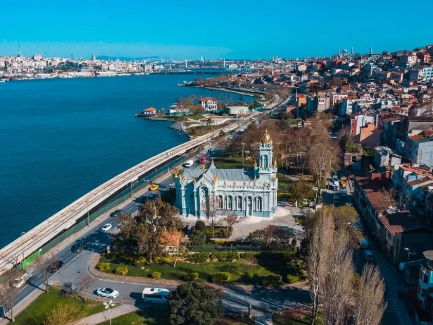 Faiths of the Ages: A Journey Through Istanbul’s Sacred Landmarks