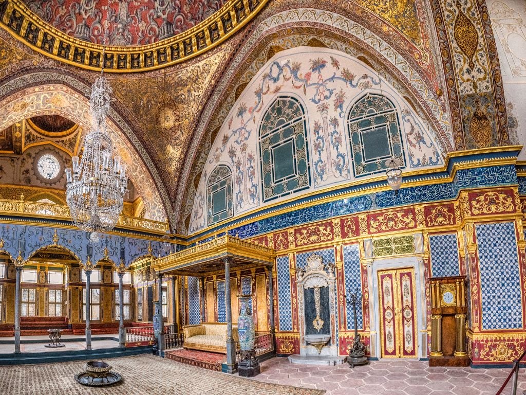 Legacy of the Sultans: Half-Day Ottoman Istanbul Tour